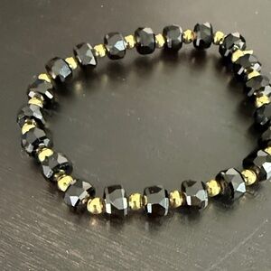 Elegant Black and Gold Beaded Bracelet
